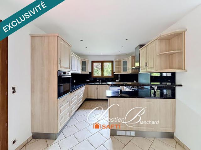 Vente Appartement 6 pièces 129 m2 Bellegarde sur Valserine