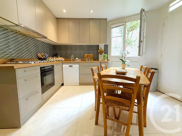 Vente Appartement 6 pièces 130.23 m2 Paris 16ème