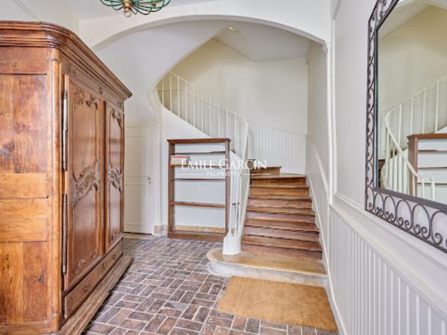 Vente Maison de ville 6 pièces 133.82 m2 Versailles