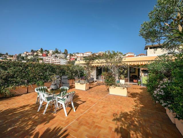 Vente Appartement 5 pièces 122 m2 Nice