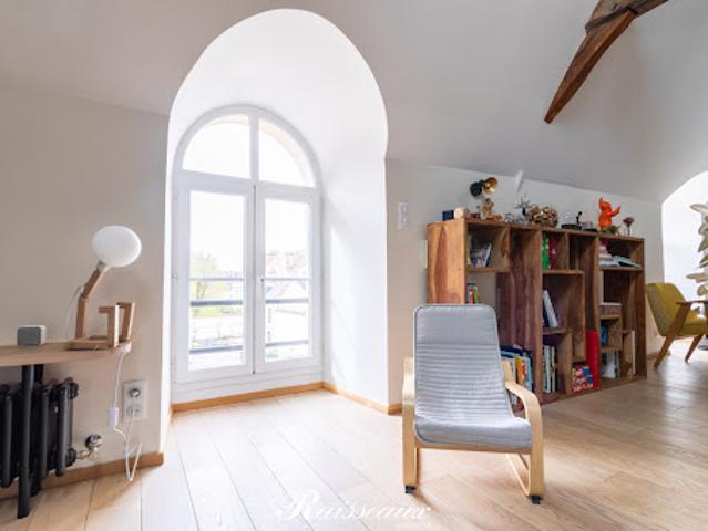 Vente Appartement 6 pièces 139 m2 Dijon