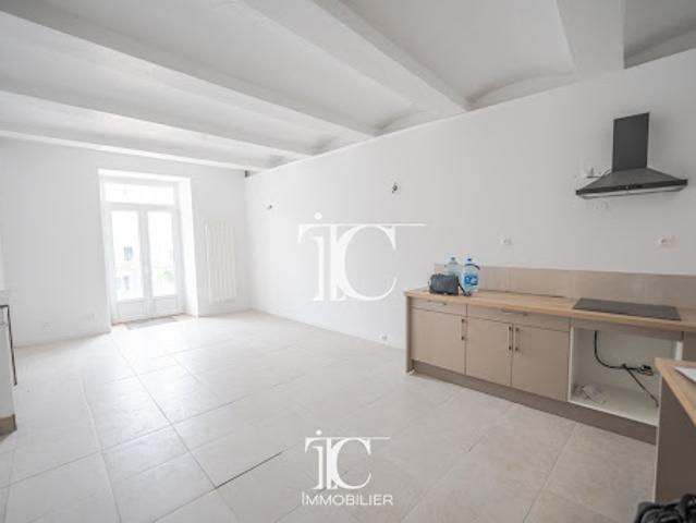 Vente Appartement 6 pièces 138 m2 Les Vans