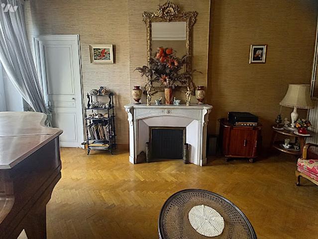 Vente Appartement 6 pièces 139 m2 Marseille 6ème