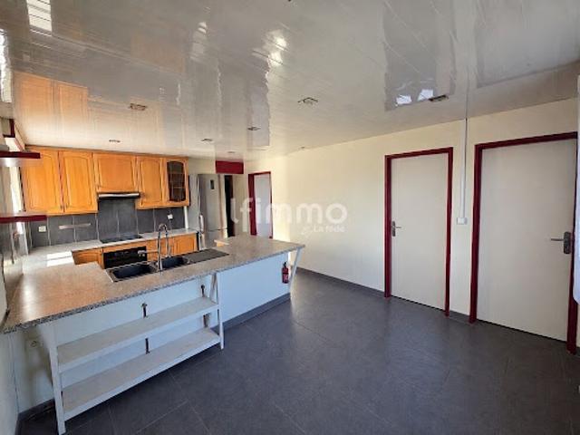 Vente Appartement 6 pièces 143 m2 Cernay