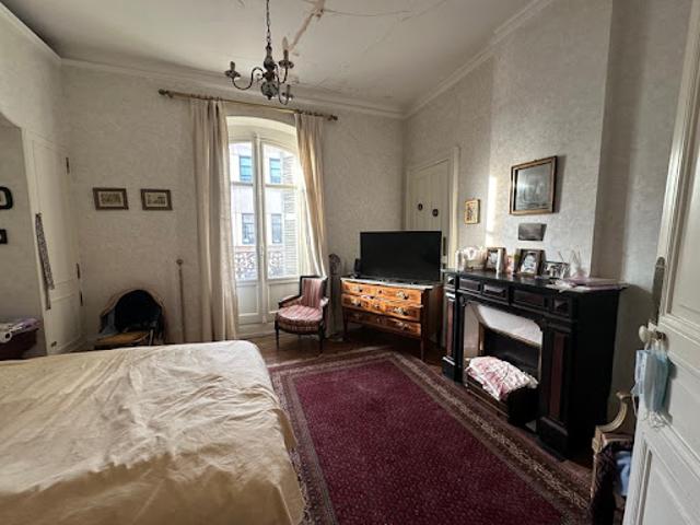 Vente Appartement 6 pièces 143 m2 Dijon