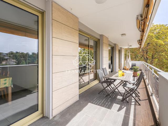 Vente Appartement 6 pièces 145 m2 Charbonnières les Bains