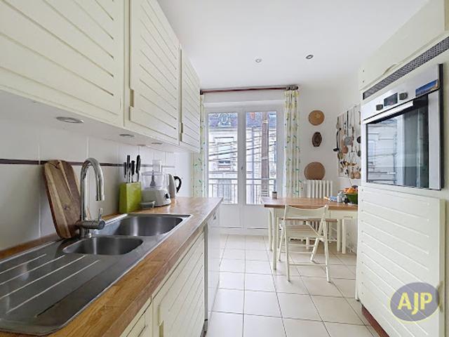 Vente Appartement 6 pièces 148.44 m2 Nantes