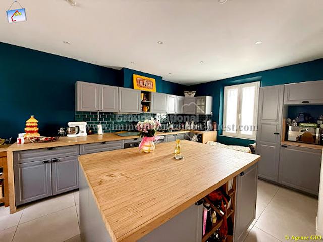 Vente Villa 6 pièces 149 m2 Toulon