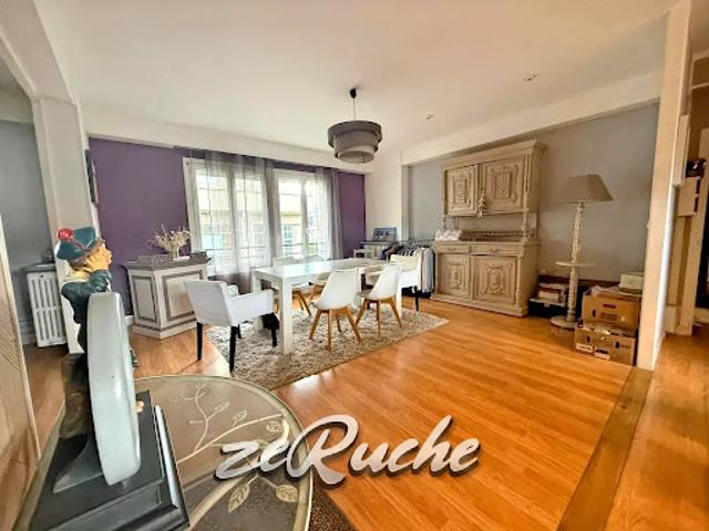 Vente Appartement 6 pièces 152.8 m2 Vire Normandie