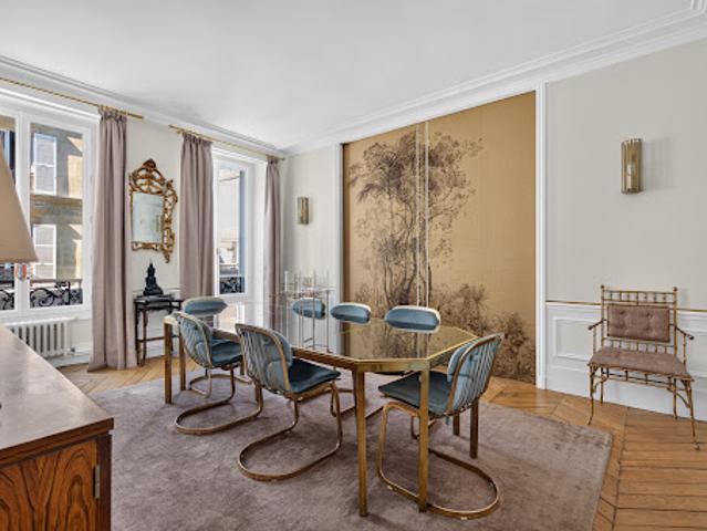 Vente Appartement 6 pièces 156.16 m2 Paris 7ème