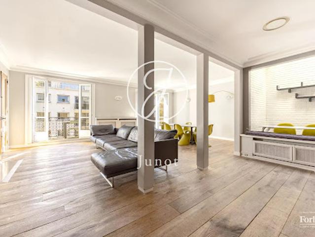 Vente Appartement 6 pièces 156.48 m2 Paris 16ème