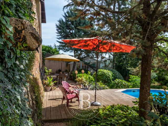 Vente Appartement 6 pièces 156.76 m2 Chatillon