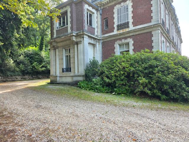 Vente Appartement 6 pièces 156 m2 Gruchet le Valasse