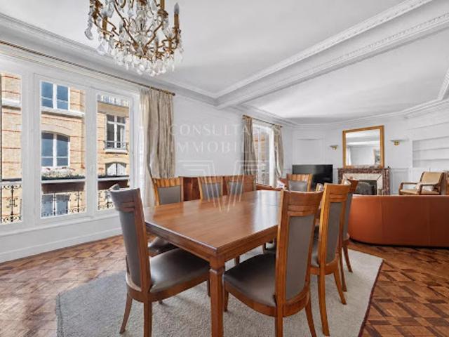 Vente Appartement 6 pièces 172.51 m2 Paris 16ème