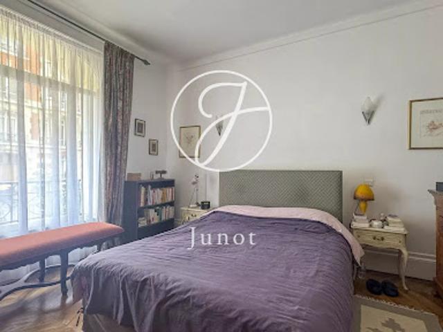 Vente Appartement 6 pièces 172.95 m2 La Madeleine