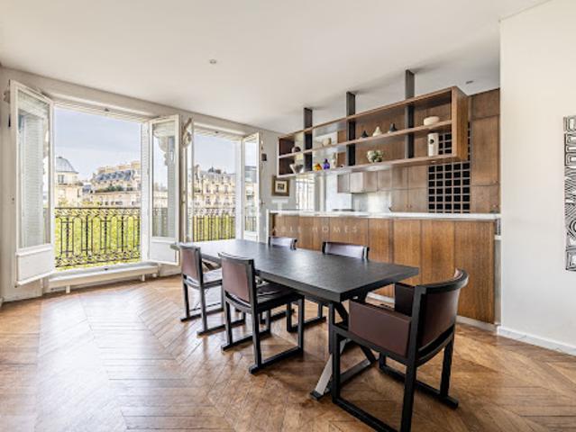 Vente Appartement 6 pièces 174 m2 Paris 7ème