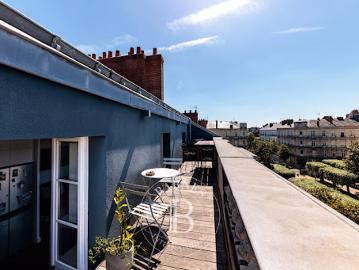Vente Appartement 6 pièces 175.46 m2 Nantes
