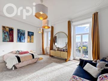 Vente Appartement 6 pièces 177 m2 Aubenas