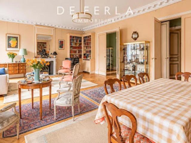 Vente Appartement 6 pièces 181.86 m2 Paris 5ème
