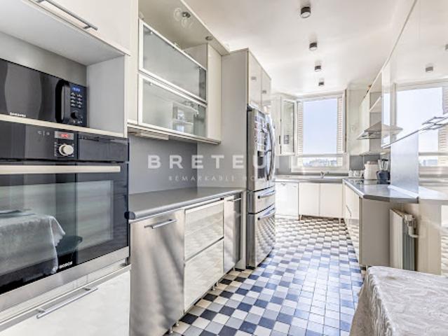 Vente Appartement 6 pièces 187.6 m2 Paris 11ème