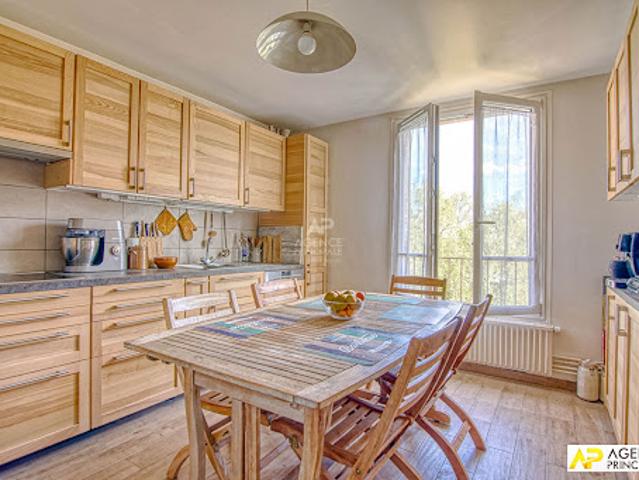 Vente Appartement 6 pièces 191 m2 Versailles