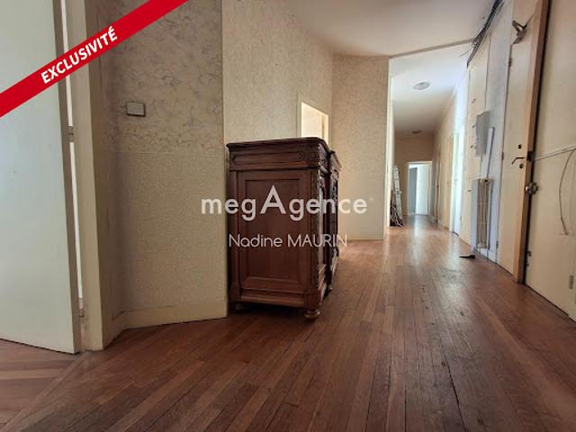 Vente Appartement 6 pièces 192 m2 Blois