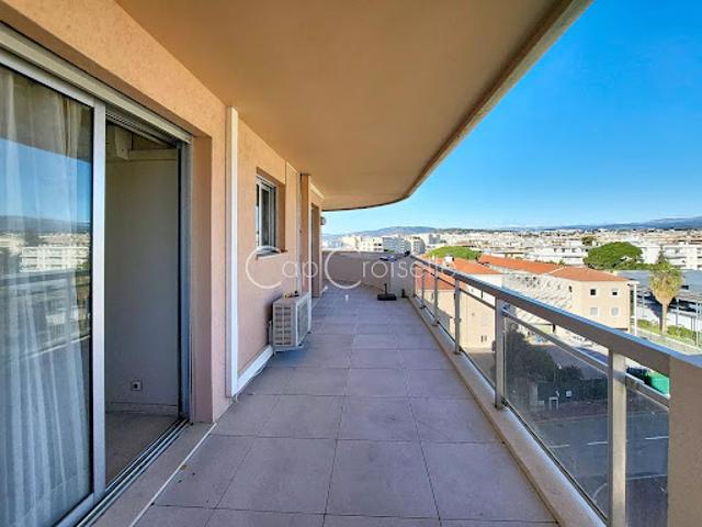Vente Appartement 6 pièces 193.5 m2 Cannes