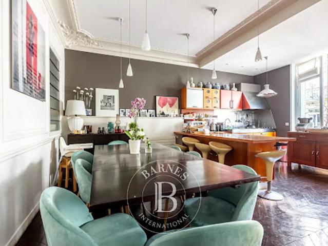 Vente Appartement 6 pièces 195.09 m2 Paris 17ème