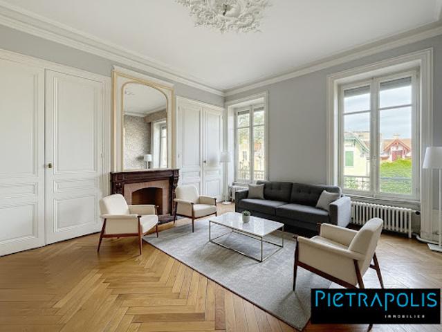Vente Appartement 6 pièces 195.44 m2 Villefranche sur saone