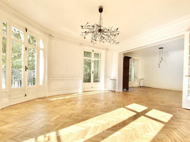 Vente Appartement 6 pièces 196.16 m2 Lille