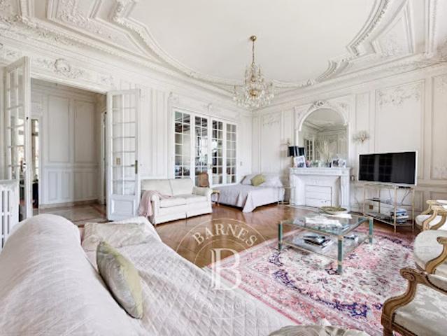 Vente Appartement 6 pièces 205.45 m2 Paris 3ème