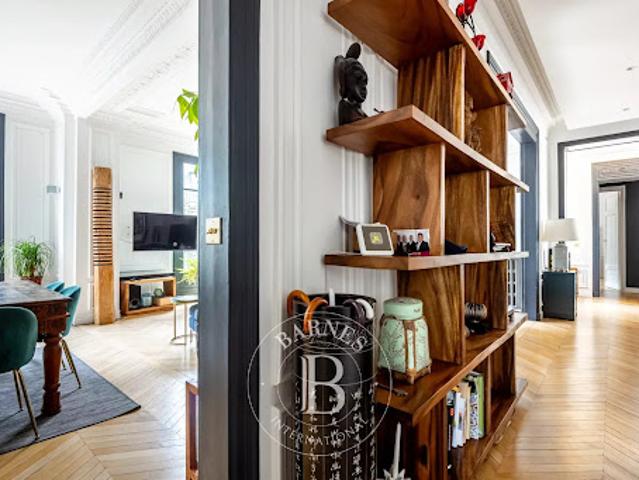 Vente Appartement 6 pièces 206.2 m2 Paris 8ème