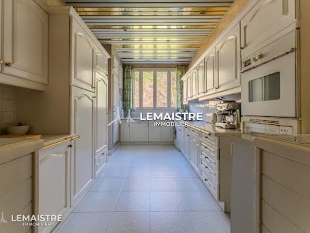 Vente Appartement 6 pièces 214.13 m2 Sainte Adresse