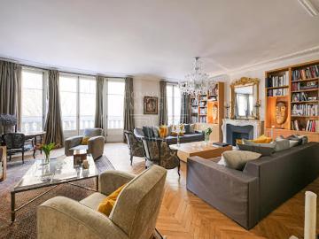 Vente Appartement 6 pièces 235.5 m2 Paris 16ème
