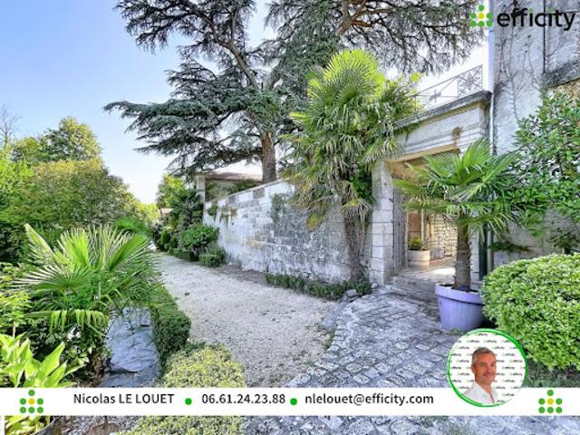 Vente Appartement 6 pièces 249 m2 Gond Pontouvre
