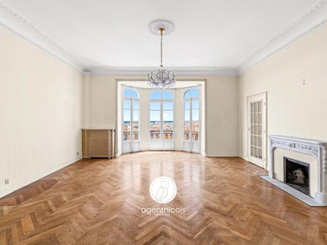 Vente Appartement 6 pièces 270 m2 Nice
