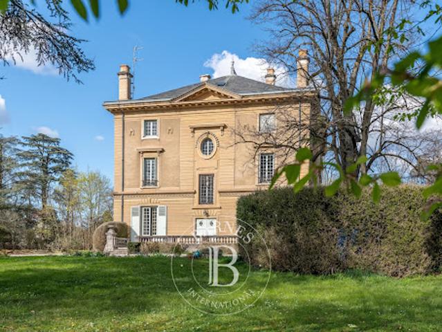 Vente Appartement 6 pièces 306.7 m2 Ecully