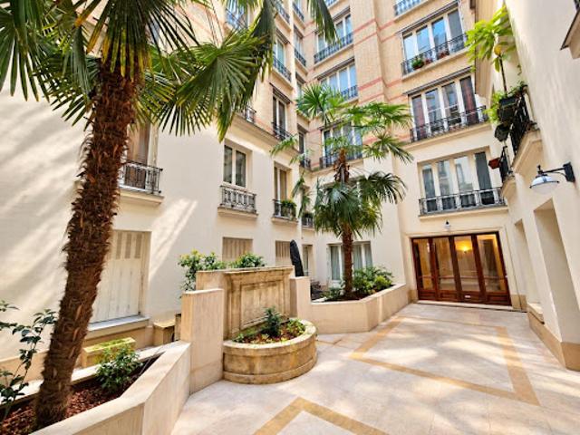 Vente Appartement 7 pièces 88 m2 Paris 17ème