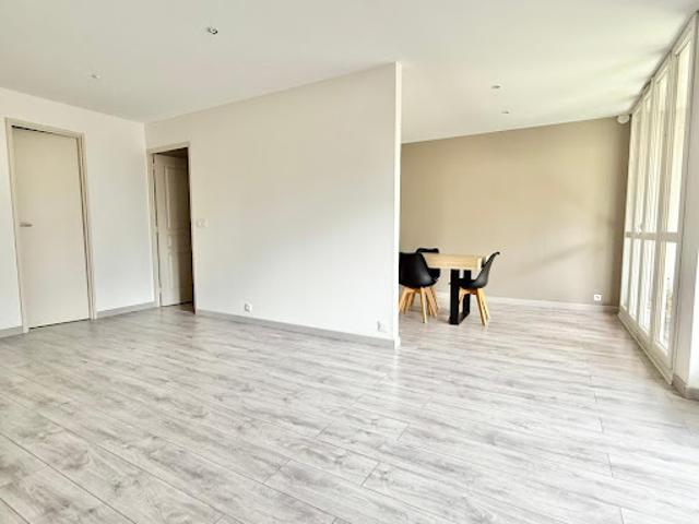 Vente Appartement 7 pièces 116 m2 Chilly Mazarin