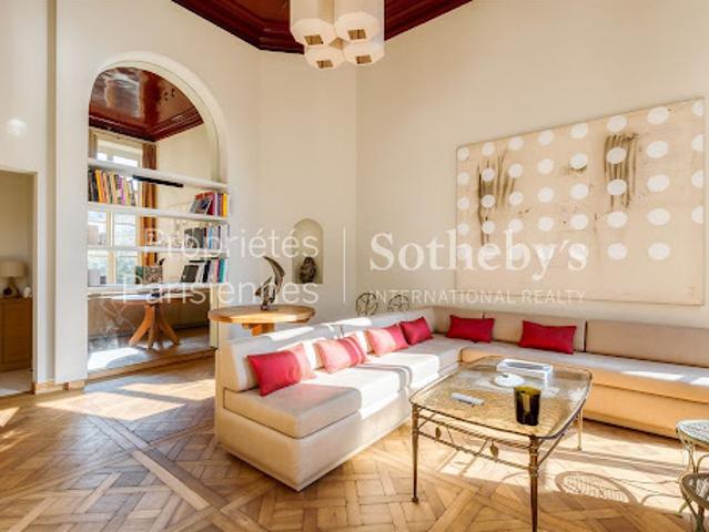 Vente Appartement 7 pièces 140 m2 Paris 7ème