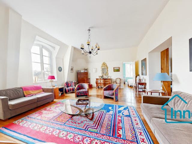 Vente Appartement 7 pièces 142.84 m2 Versailles