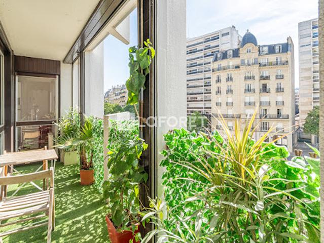 Vente Appartement 7 pièces 149.6 m2 Paris 15ème