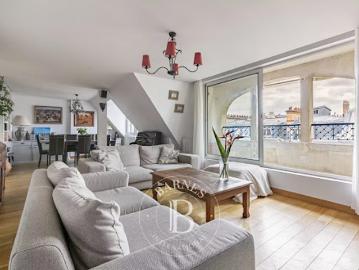 Vente Appartement 7 pièces 151.67 m2 Paris 15ème