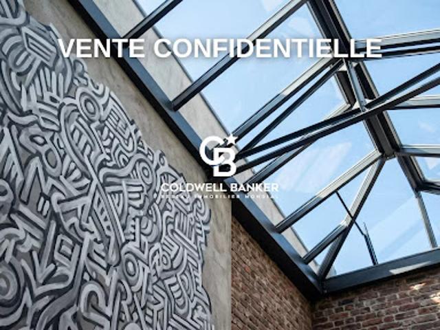 Vente Appartement 7 pièces 161.84 m2 Paris 20ème