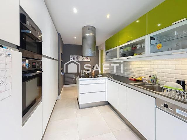Vente Appartement 7 pièces 166 m2 La Tour du Pin