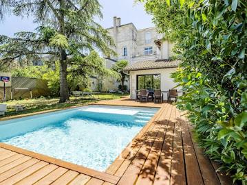 Vente Appartement 7 pièces 168 m2 Bordeaux
