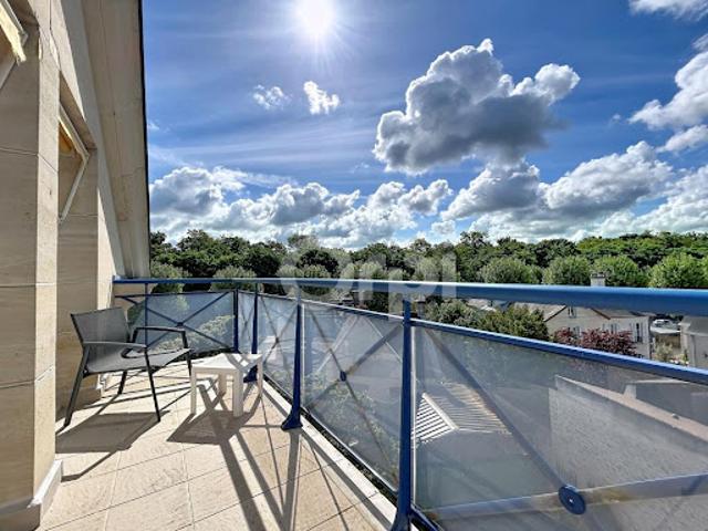 Vente Appartement 7 pièces 186.84 m2 Chantilly