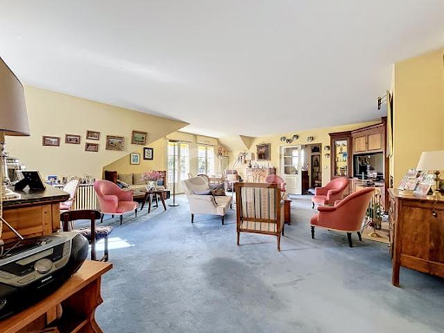 Vente Appartement 7 pièces 186.84 m2 Chantilly