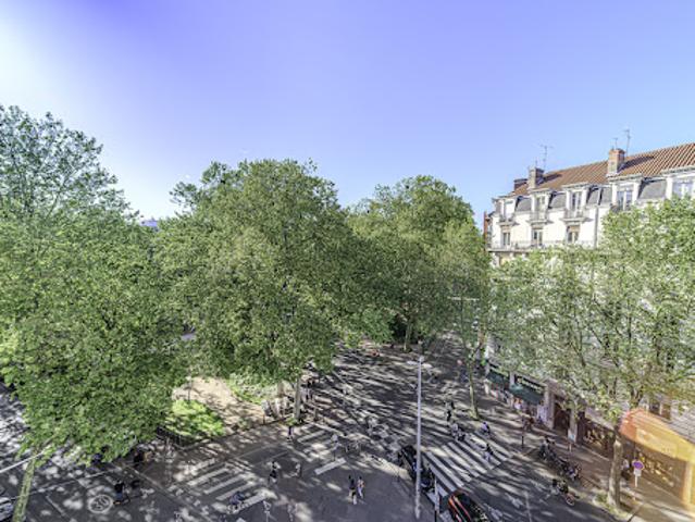 Vente Appartement 7 pièces 188 m2 Lyon 7ème