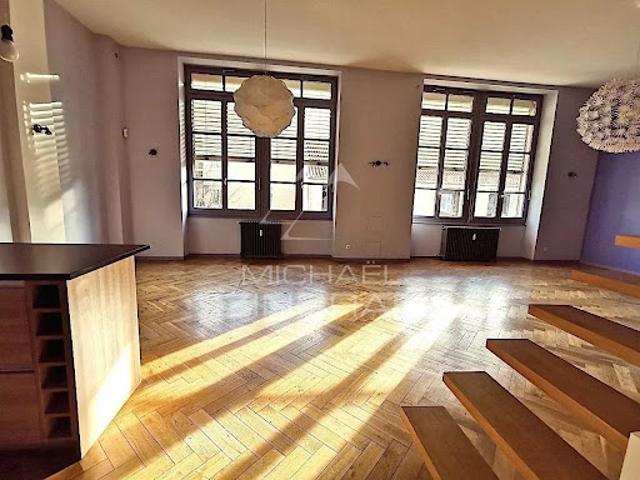 Vente Appartement 7 pièces 169.24 m2 Lyon 6ème